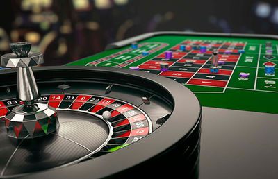 VIDEO. Dezvăluiri din lumea cazinoului: „Erau drogați! O bătrânică nu mai pleca acasă, a jucat 3 zile continuu!”