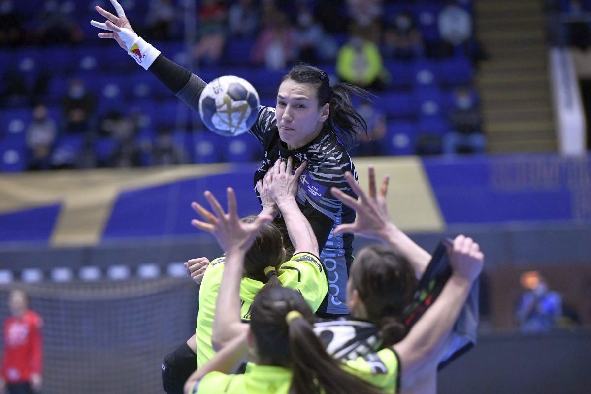 Cristina Neagu, mesaj pentru contestatari: „Mulți nu știu” + Le răspunde celor care au criticat-o pentru retragerea din națională