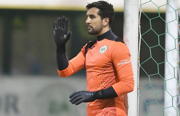 Cine a „orchestrat” împrumutul lui Chesneau la Dinamo: „M-a sunat să mă întrebe: «Crezi că face față?»”