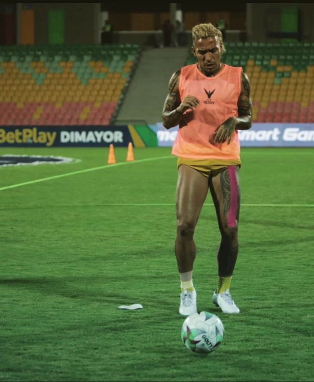 Fostul jucător de la FCSB a ajuns viral în țara natală » Afecțiunea de care suferă l-a transformat complet