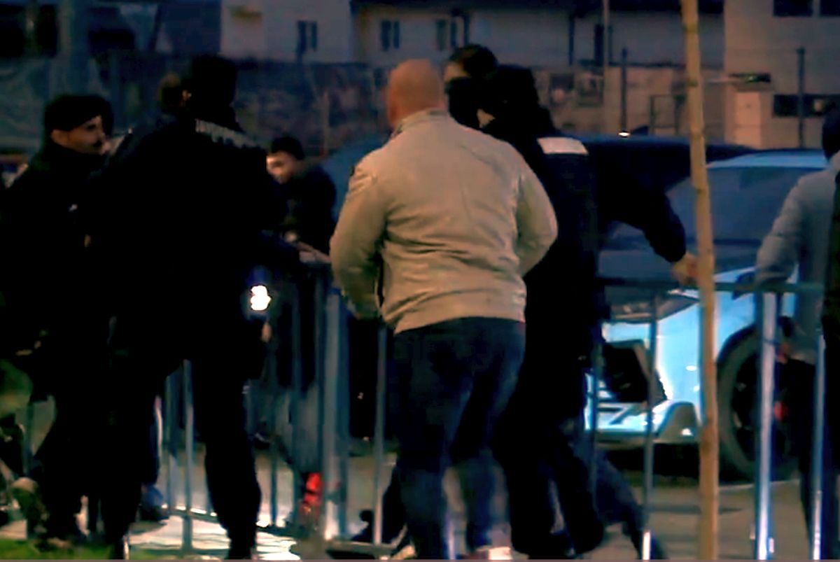 Reacția lui Adrian Mititelu după ce fiul său a sărit să bată un fan: „Nu e ușor când vin fel și fel de nenorociți care te înjură în halul ăsta”