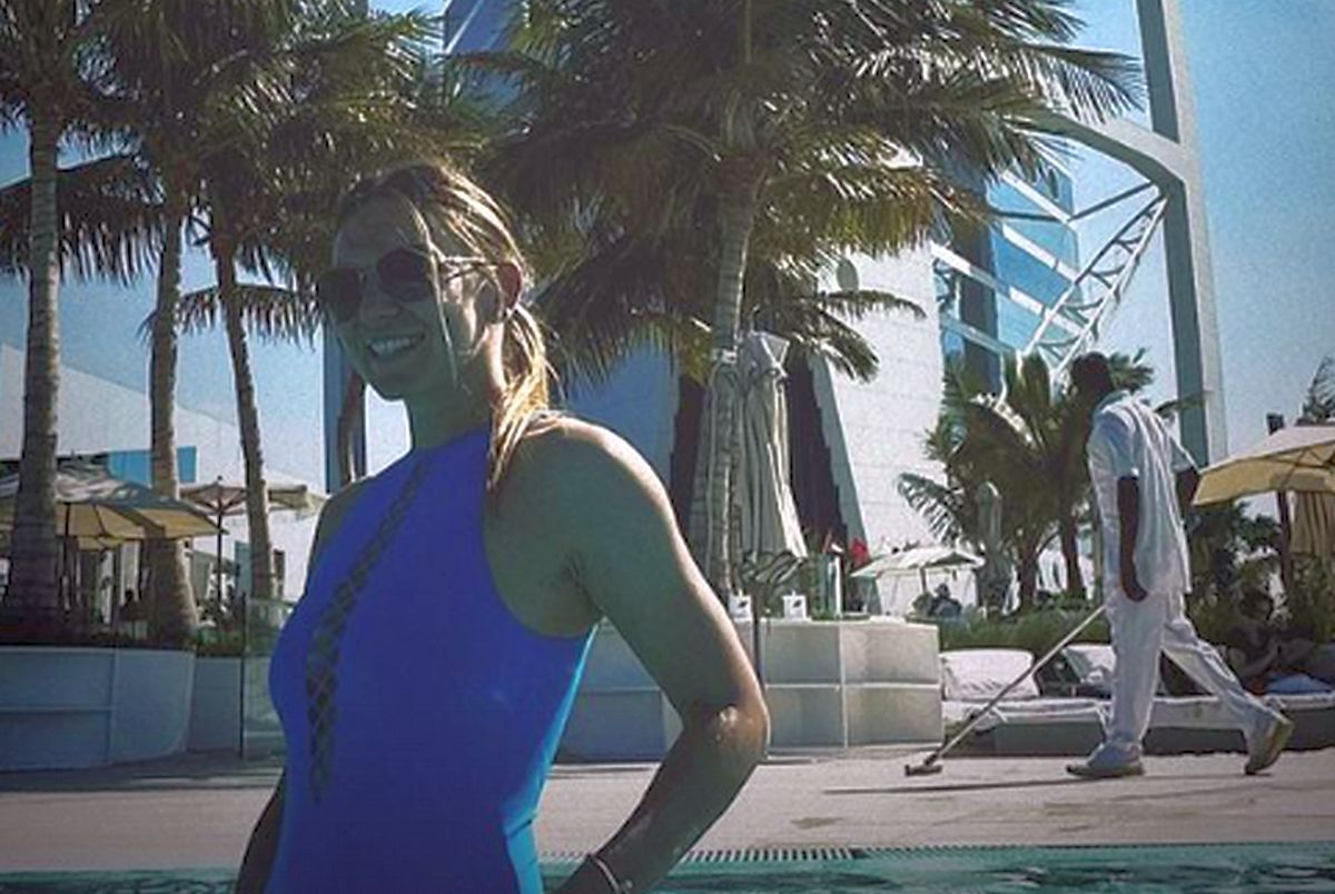 Simona Halep, apariție rară la piscină, în costum de baie, în vacanța spectaculoasă din Dubai