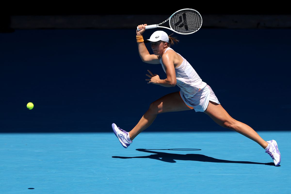 Surpriză la Australian Open 2023 » Iga Swiatek, liderul mondial, eliminată în optimi de jucătoarea de pe 25 WTA