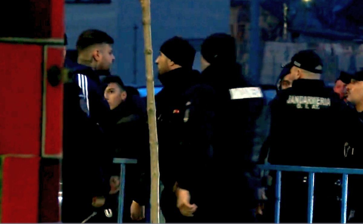 Reacția lui Adrian Mititelu după ce fiul său a sărit să bată un fan: „Nu e ușor când vin fel și fel de nenorociți care te înjură în halul ăsta”