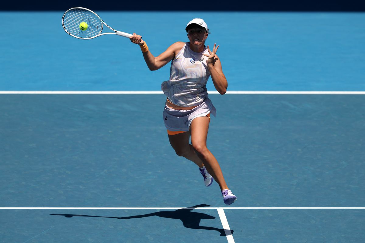 Surpriză la Australian Open 2023 » Iga Swiatek, liderul mondial, eliminată în optimi de jucătoarea de pe 25 WTA