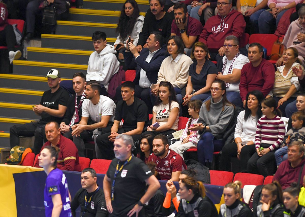 Rapid - Kastamonu 28-22. Desprindere spre final în Polivalentă + Calcule complicate la calificarea directă în „sferturi”