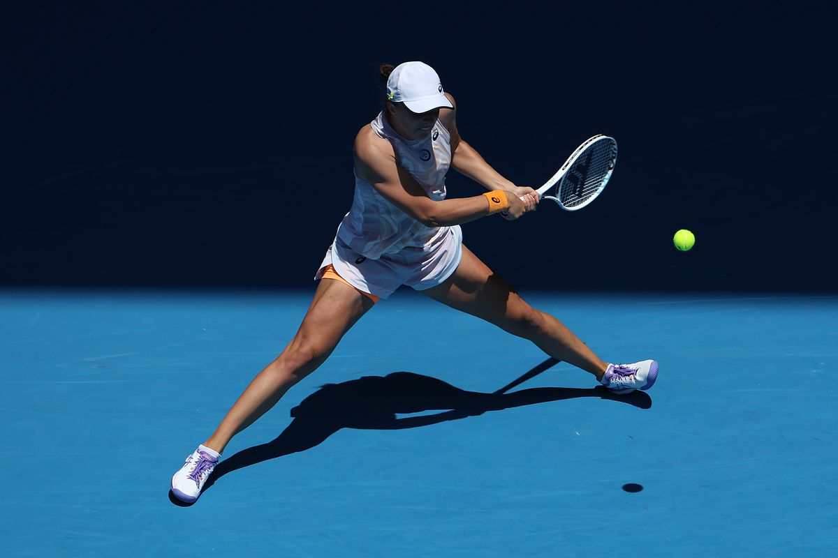 Surpriză la Australian Open 2023 » Iga Swiatek, liderul mondial, eliminată în optimi de jucătoarea de pe 25 WTA