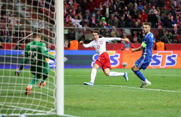 „Coșmarul” lui Lewandowski vine la Dinamo » Marți e așteptat să semneze!