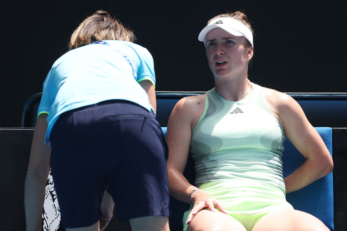 Elina Svitolina a ieșit în lacrimi de pe teren! S-a retras după doar trei game-uri în optimile Australian Open