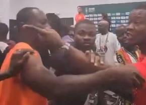 Incidente stupefiante la Cupa Africii » Jurnaliștii senegalezi și guineeni, aproape de bătaie la conferință!