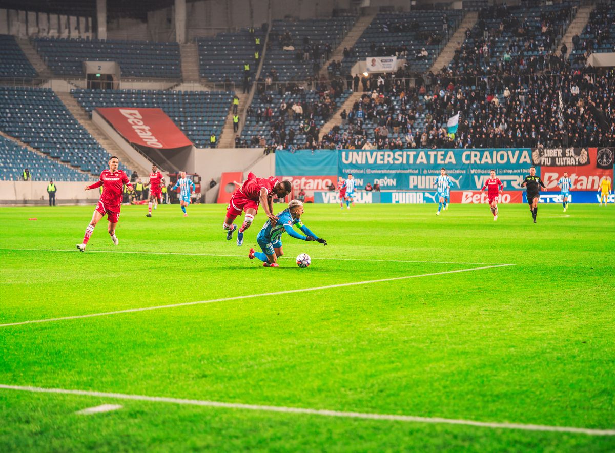 Matei Preda, puștiul din Pitești care a fotografiat la meciul Craiova - Dinamo