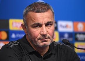 Declarație curioasă a tehnicianului lui Qarabag: „Trebuie să jucăm foarte atent, jucătorii sunt informați despre arbitri”