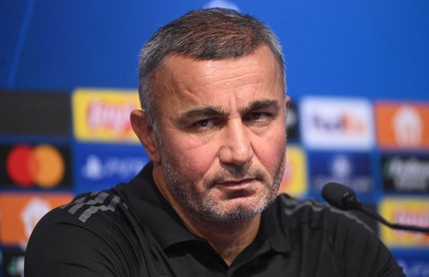 Declarație curioasă a tehnicianului lui Qarabag: „Trebuie să jucăm foarte atent, jucătorii sunt informați despre arbitri”