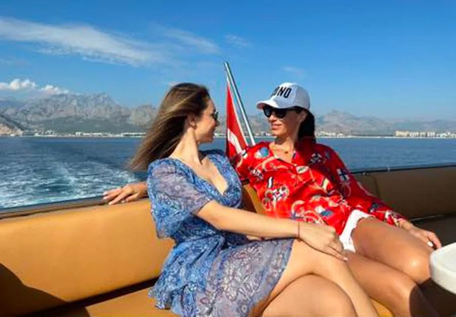 După ce GSP a scos la iveală mărturiile gimnastelor abuzate, președinta Irina Deleanu a reacționat pe Facebook-ul Gazetei, cu 3 poze și un videoclip