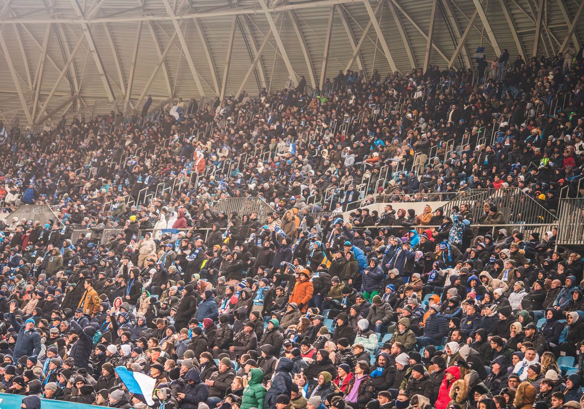 Matei Preda, puștiul din Pitești care a fotografiat la meciul Craiova - Dinamo