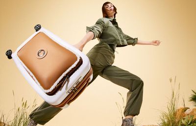 Explorați lumea cu stil și siguranță cu gama variată de trolere de la Mirano.ro