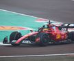 Lewis Hamilton, pentru prima dată la volanul unui Ferrari! Imagini spectaculoase: s-au urcat pe deal și au scos binoclurile pentru a urmări un debut istoric