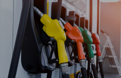 Diferențe Între Închirierea Mașinilor Diesel și Benzină: Ce Alegi?