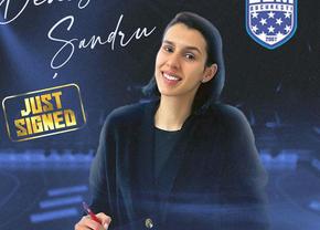 Denisa Șandru pleacă de la Rapid și a fost prezentată la rivala giuleștencelor