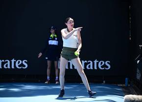 Scene ireale la Australian Open » Jucătoarea l-a alungat pe antrenor din arenă: „Cum poți să-mi spui să fac asta?!”