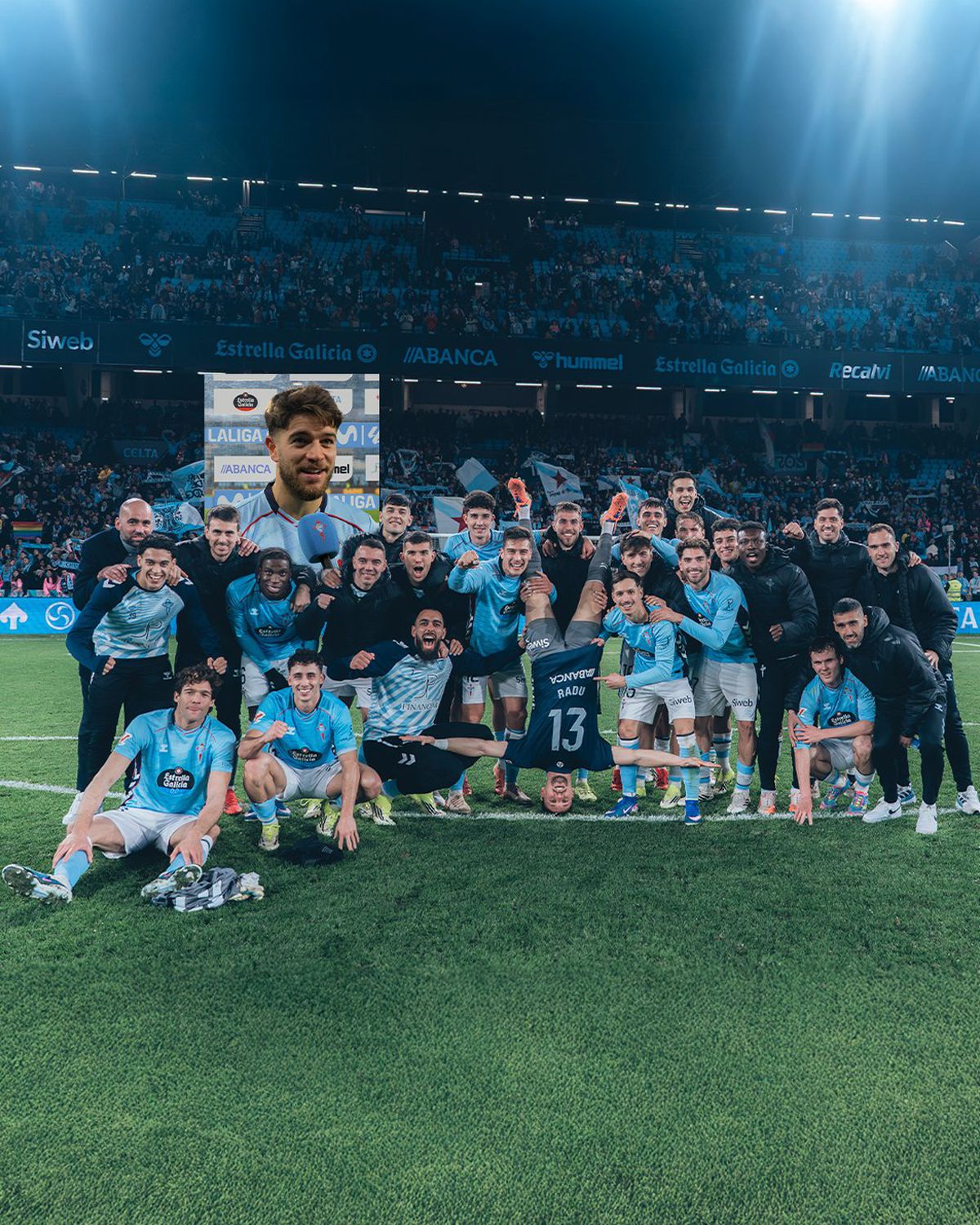 Celta Vigo a scos la vânzare în magazinele clubului tricouri cu numele lui Ionuț Radu și numărul 13 răsturnat