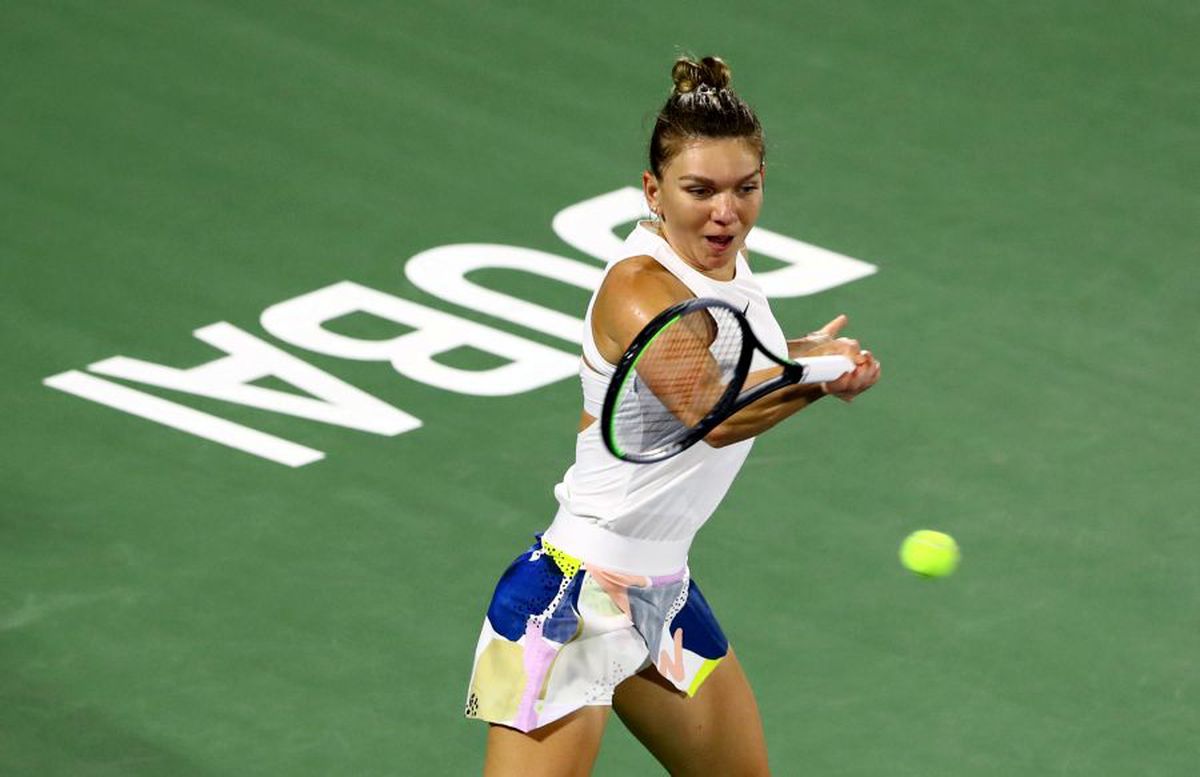 Simona Halep, fascinată de calmul unei rivale din circuit: „Nu a schițat nimic timp de două ore jumătate. Chiar glumea cu Darren”