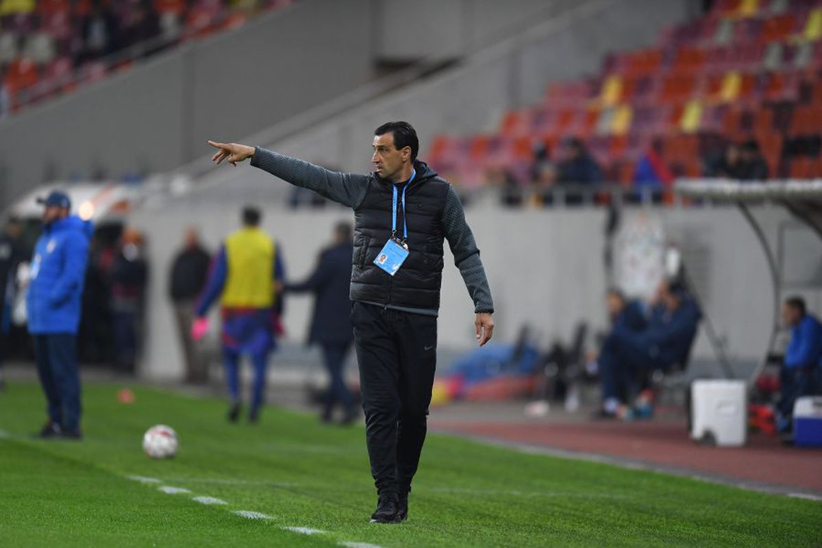 FCSB // Cornel Dinu l-a „mitraliat” pe Andrei Miron, noul transfer al roș-albaștrilor: „Un «bufleiaș»! Are kilograme în plus”