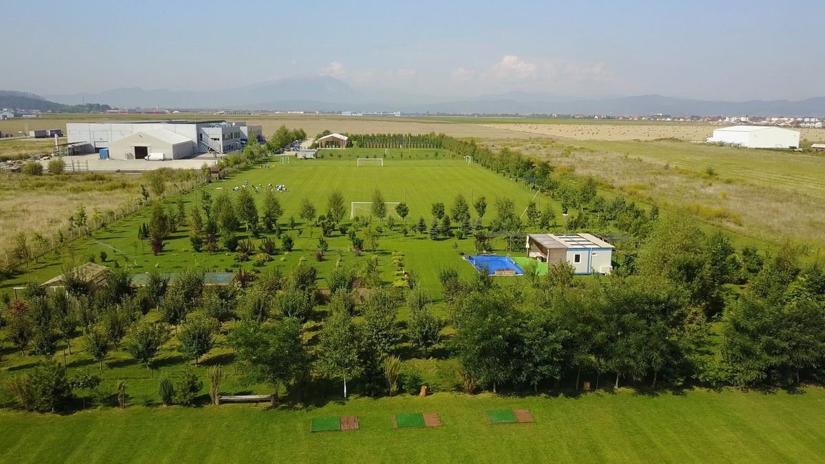 Hipermarketuri peste umbra lui Di Stefano