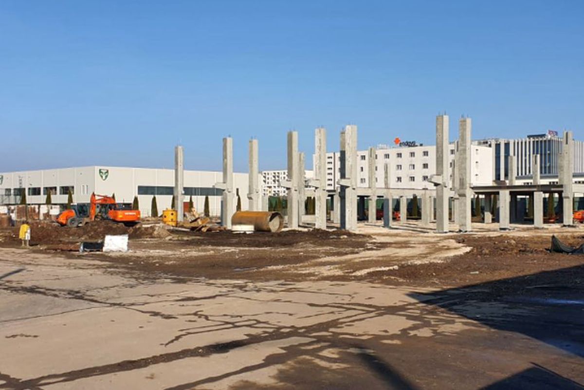 EXCLUSIV Hipermarketuri peste umbra lui Di Stefano » Final trist pentru bătrâna arenă din Brașov: „Trebuie să vedem ce punem în loc mai util, mai frumos”