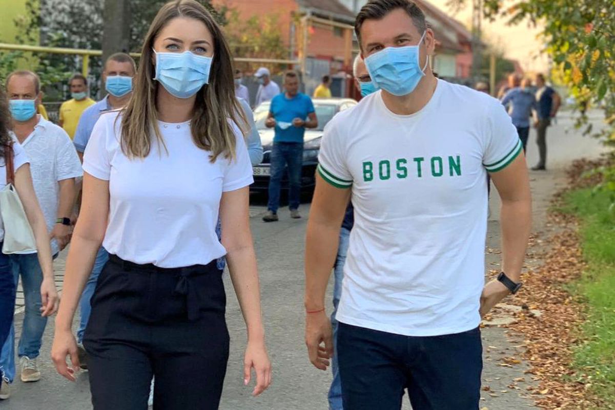 FOTO Ea e noua cucerire a lui Ionuț Stroe » Fostul ministru se iubește cu fiica vitregă a lui Marcel Vela