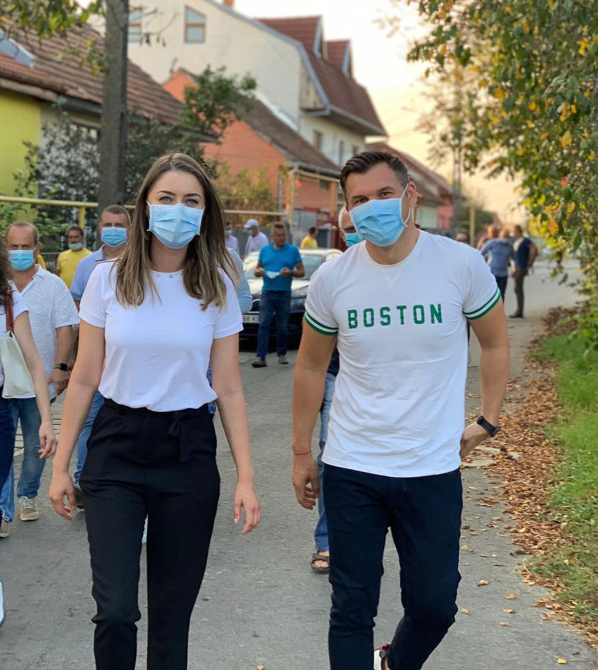 FOTO Ea e noua cucerire a lui Ionuț Stroe » Fostul ministru se iubește cu fiica vitregă a lui Marcel Vela