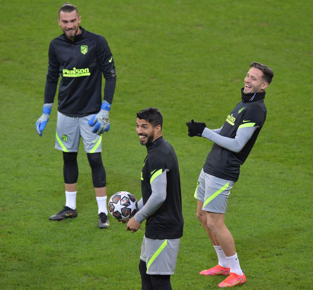 Distracție la antrenamentul lui Atletico Madrid pe Arena Națională + Ce a cerut Chelsea la hotel