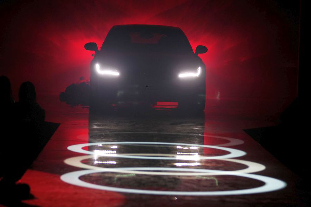 Cum arată bolidul de lux pe care Florinel Coman îl conducea fără permis