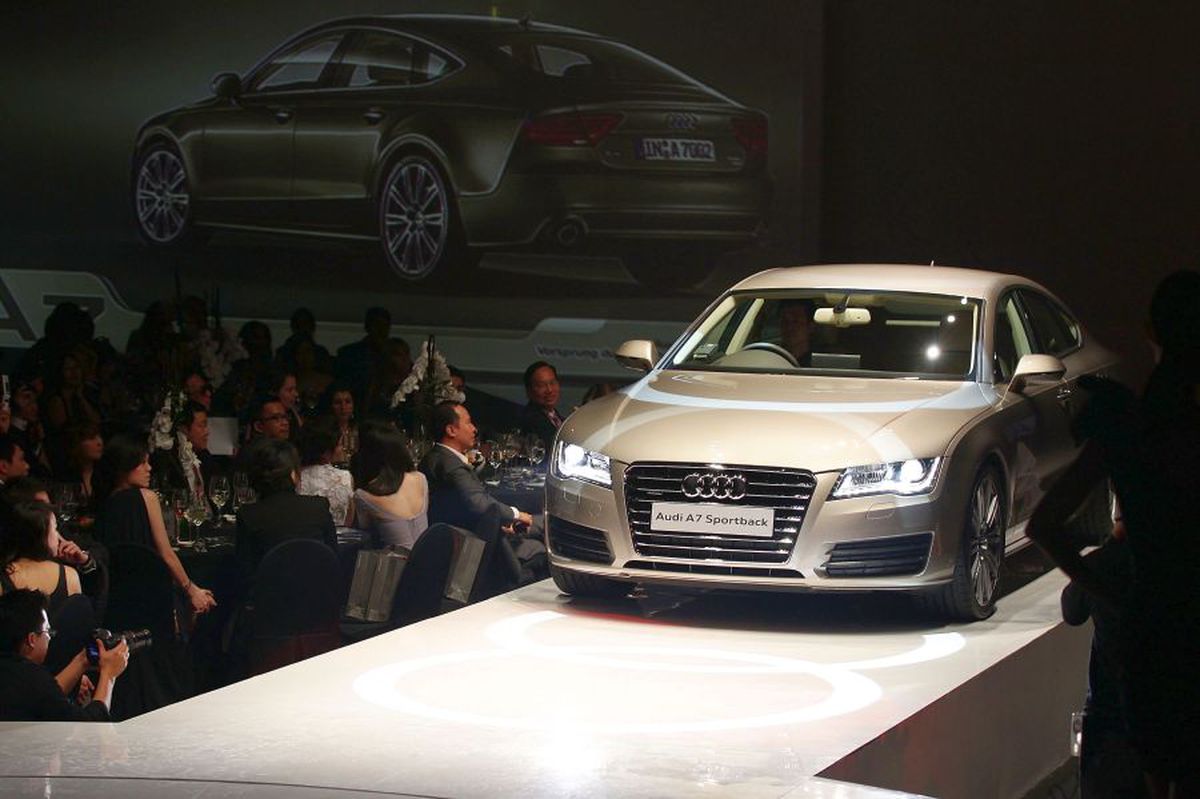 Cum arată bolidul de lux pe care Florinel Coman îl conducea fără permis