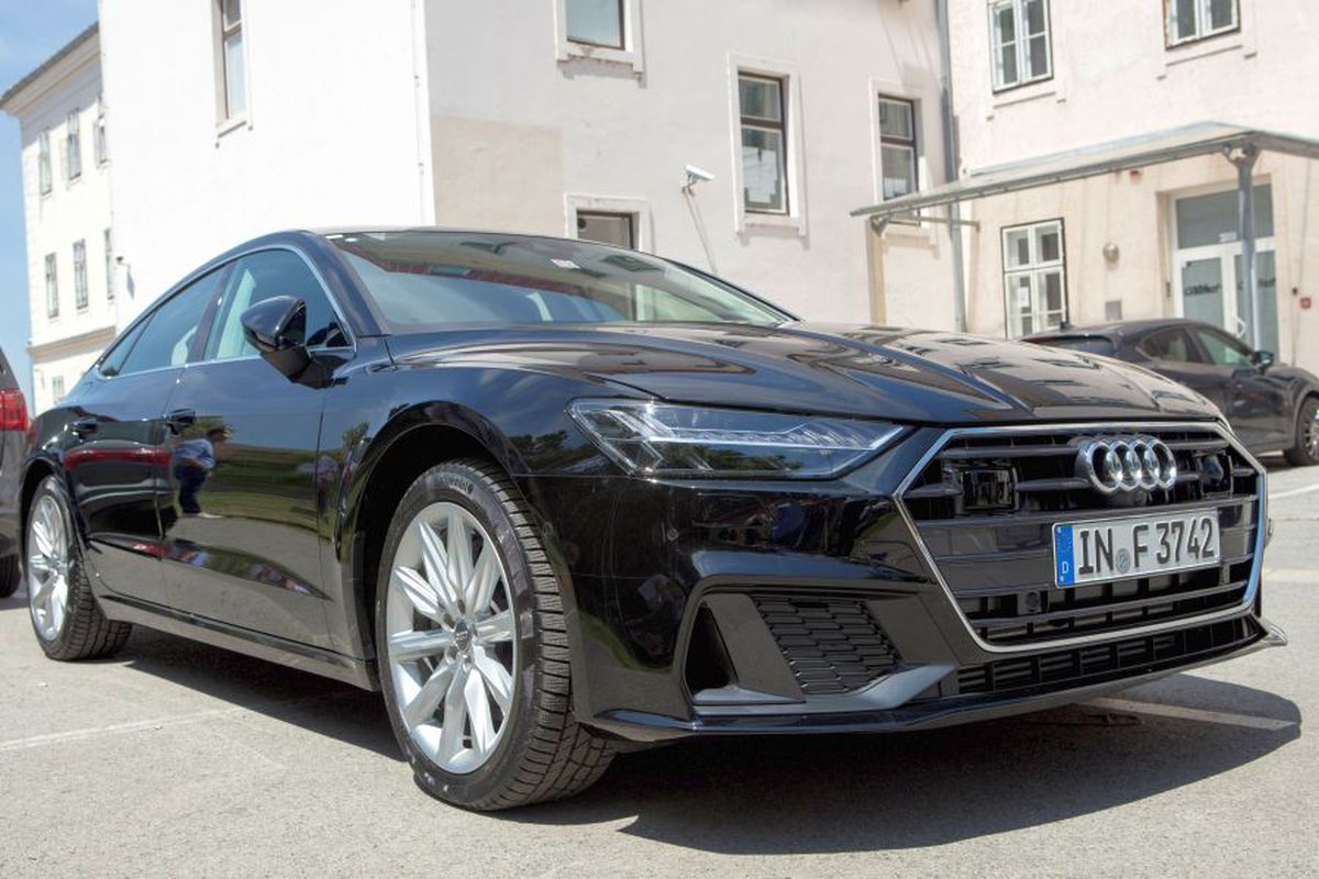 Cum l-a ironizat PCH pe Florinel Coman, după ce a fost prins fără permis