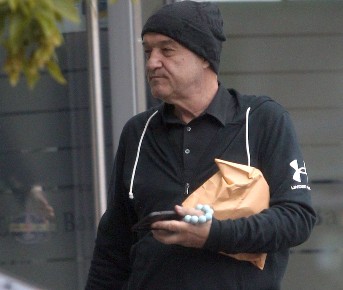 Gigi Becali și ținutele afișate în ultimii 30 de ani