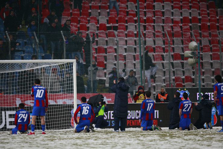 FCSB - FC Brașov 0-3 / 6 martie 2011
