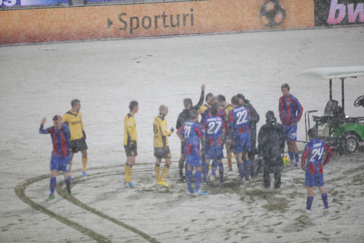 FCSB - FC Brașov 0-3 / 6 martie 2011