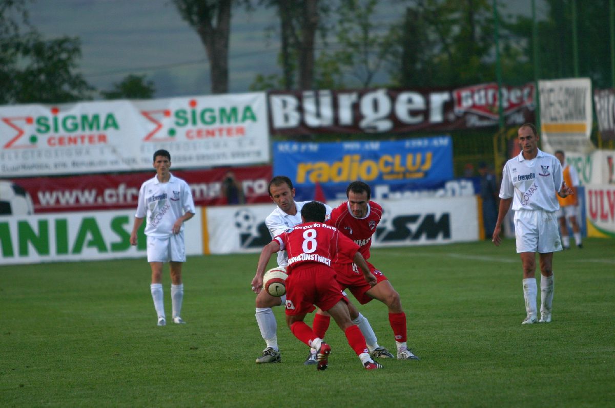 Din alte vremuri » Ziua în care CFR Cluj a pus-o la respect pe Dinamo în Gruia