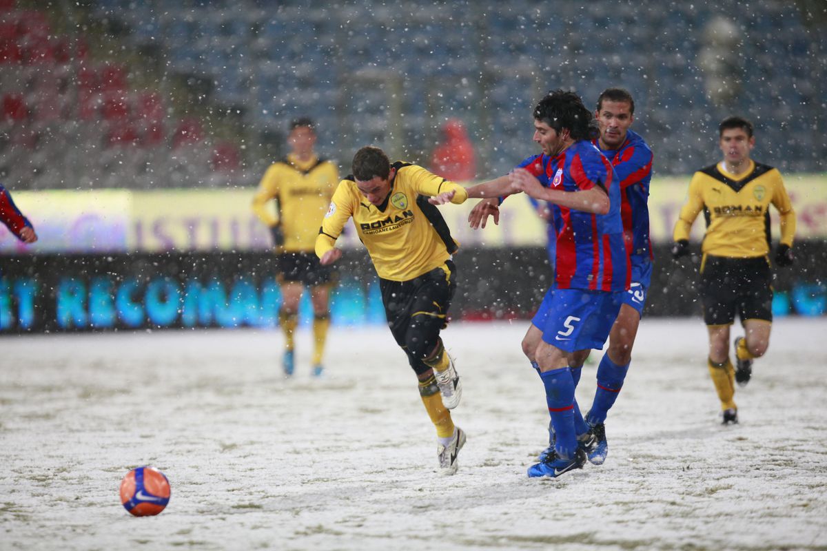 FCSB - FC Brașov 0-3 / 6 martie 2011