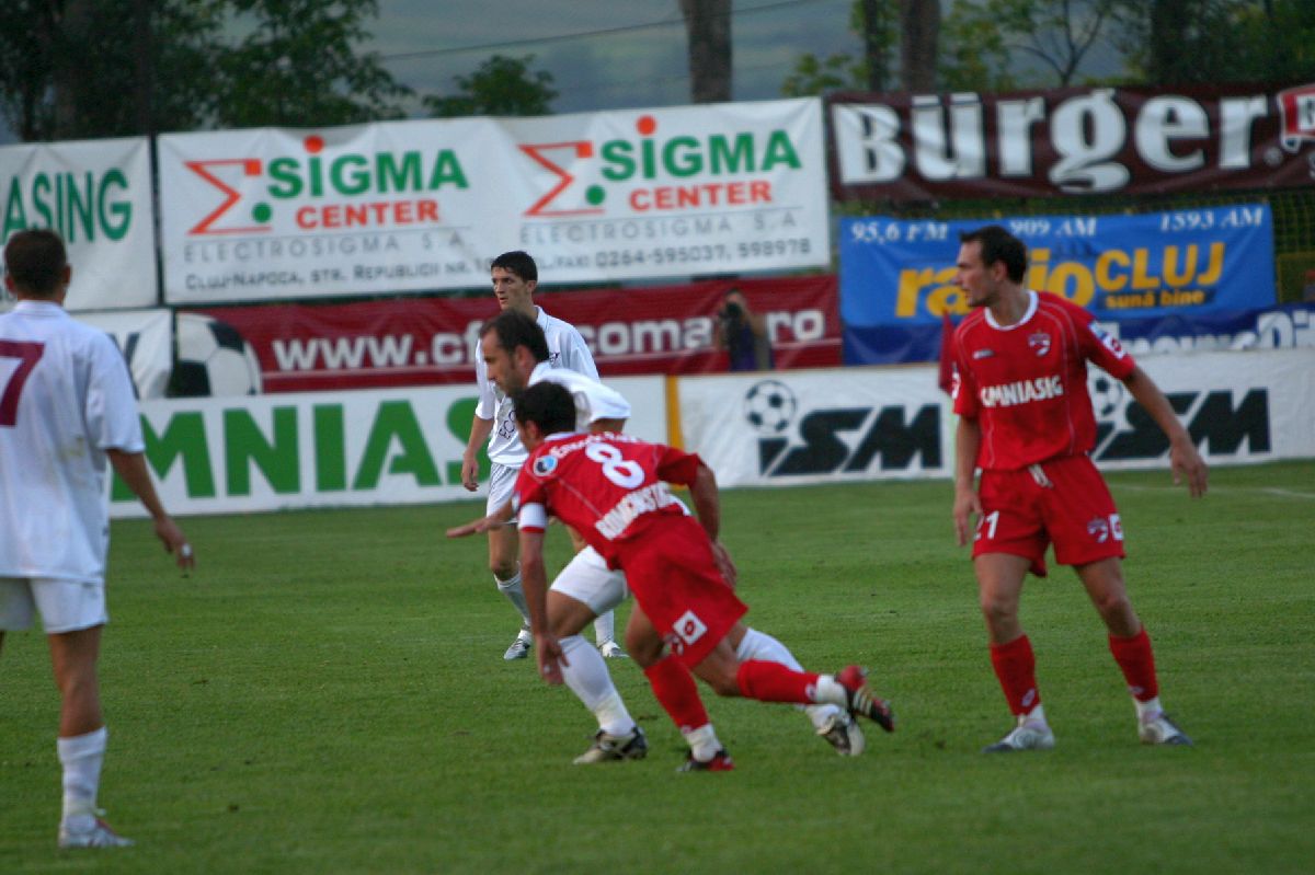 „A fost ca la români!” » Culisele meciului în care CFR Cluj a pus-o la respect pe Dinamo