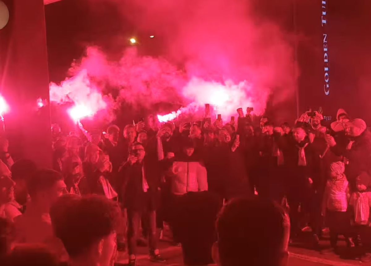 Imagini senzaționale suprinse joi seara, la Cluj! Infern în fața hotelului lui Dinamo