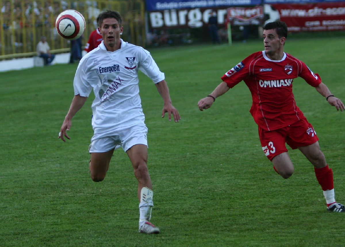 Din alte vremuri » Ziua în care CFR Cluj a pus-o la respect pe Dinamo în Gruia