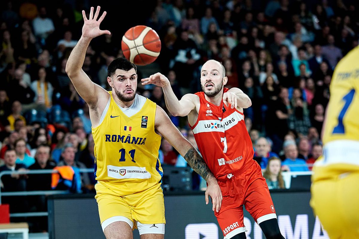 Umilință astronomică suferită de naționala României în calificările pentru Mondial! Luxemburg a înscris 20 de puncte consecutive și a întors un handicap colosal