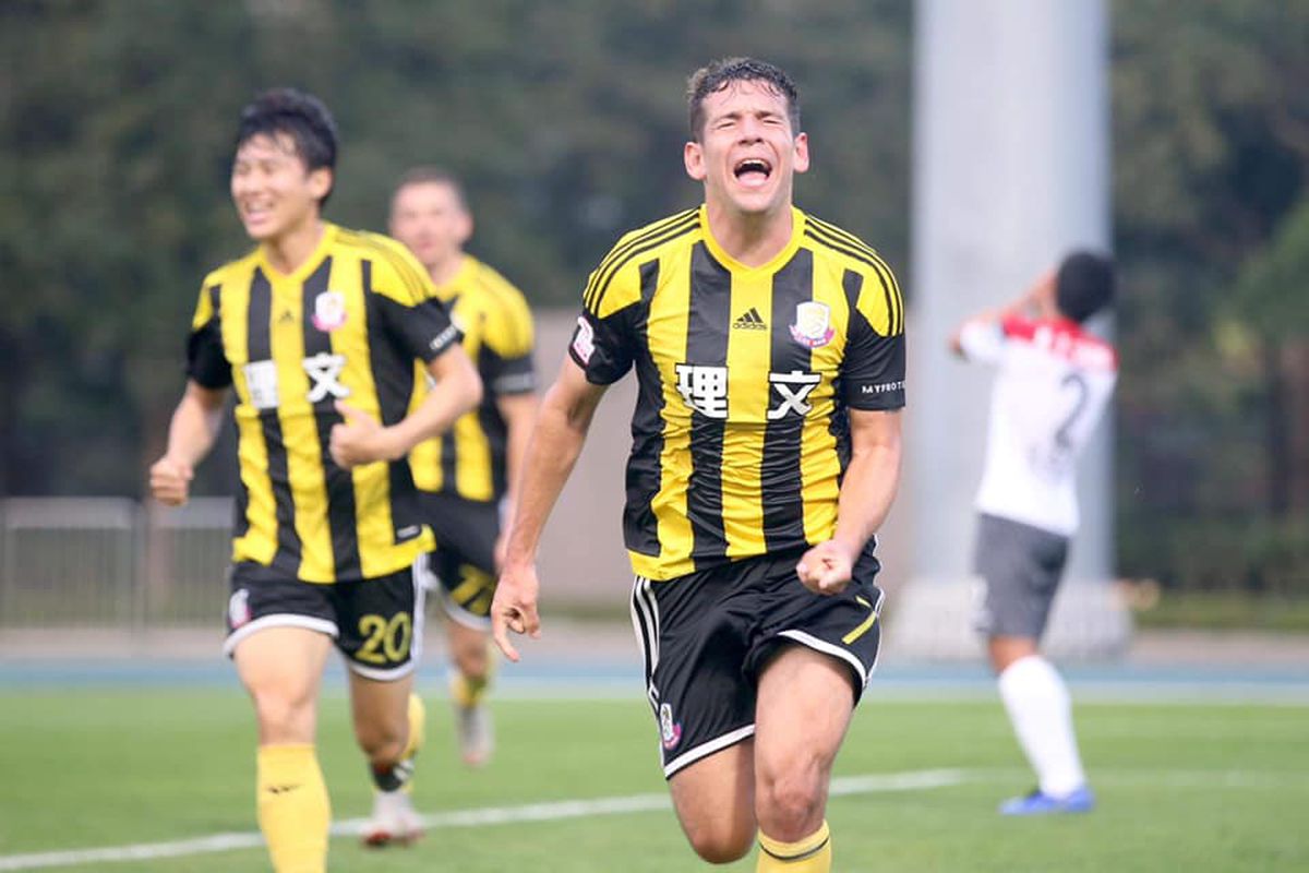 L-am găsit pe fostul jucător al Rapidului care a renunțat la cetățenie ca să joace pentru Hong Kong! » „În Giulești făceam grătare, oamenii erau uimitori”