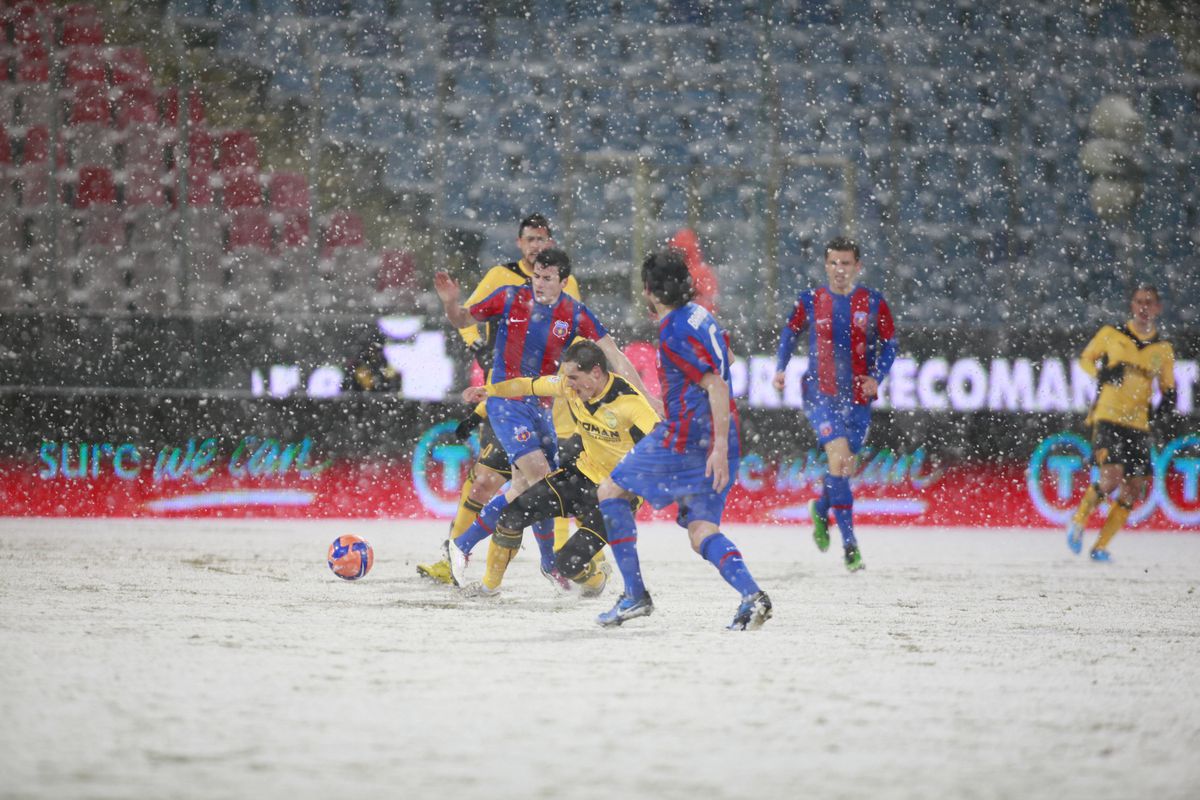 FCSB - FC Brașov 0-3 / 6 martie 2011