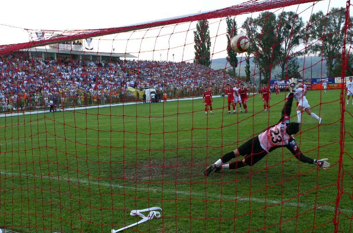 „A fost ca la români!” » Culisele meciului în care CFR Cluj a pus-o la respect pe Dinamo