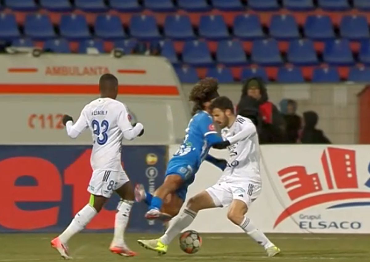 Balint și Dănciulescu s-au pus de acord: „Craiova trebuia să primească penalty!”