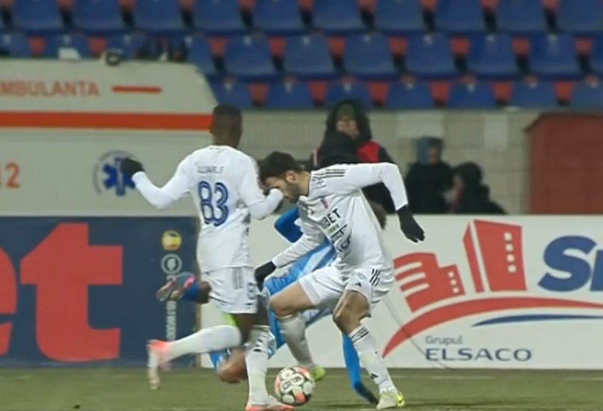 Fază de penalty în FC Botoșani - Universitatea Craiova