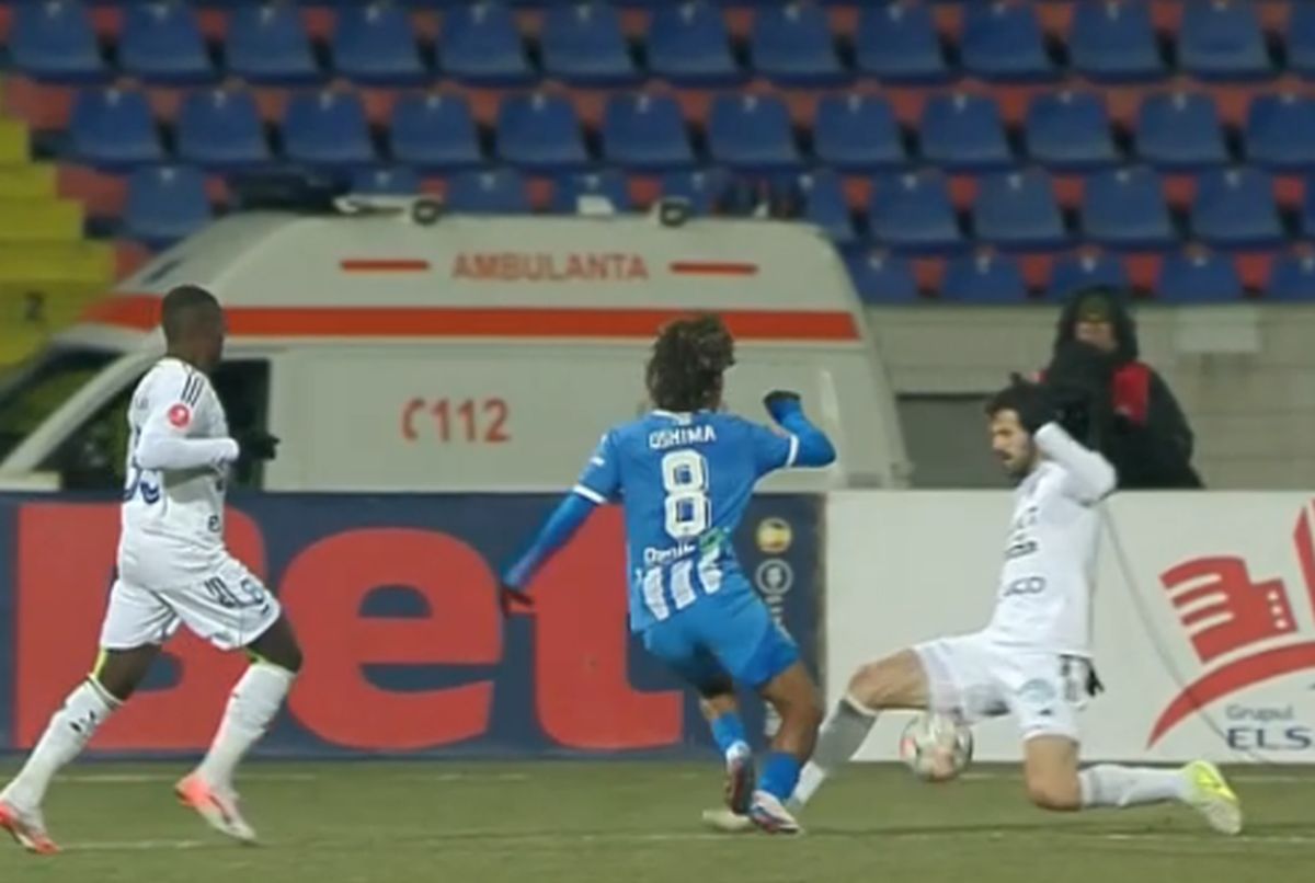 Fază de penalty în FC Botoșani - Universitatea Craiova